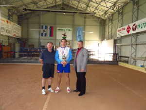 Podžupan Boris Rebec, zmagovalec Jaka Kosirnik in Drago Štunf
